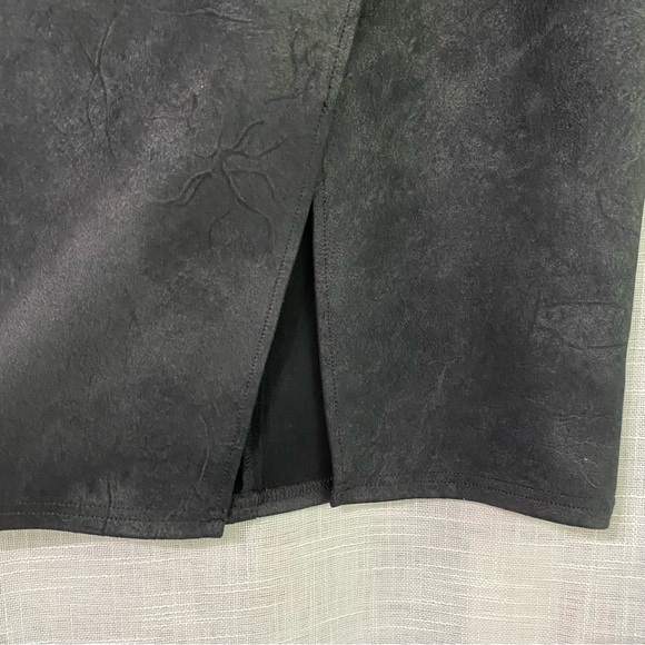 Free People Vegan Leather Crossover Pencil Skirt Size M - Picture 3 of 8